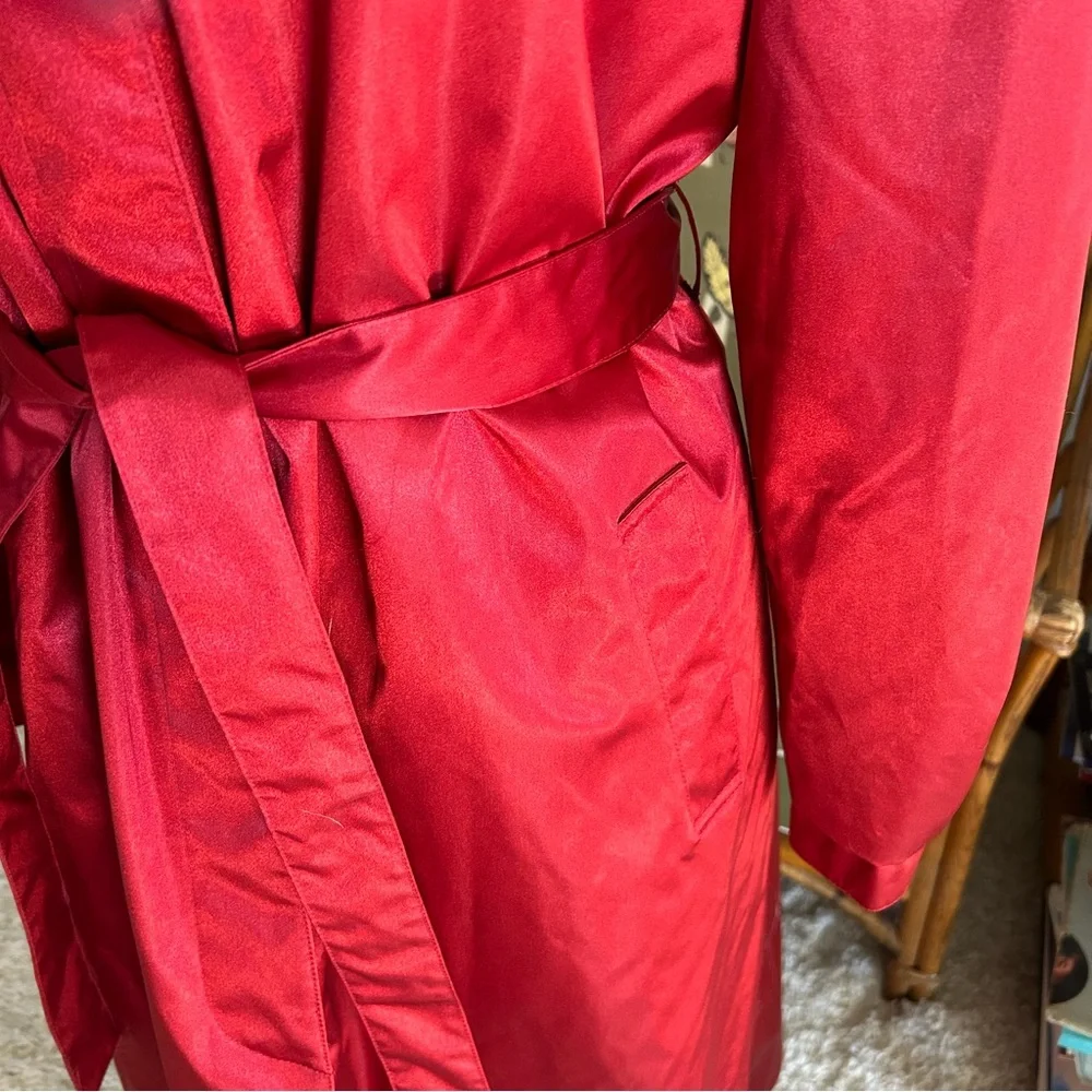 SOLD SOLD Vintage 1940s Style Coat Trench Red Satiny Raincoat Belted L XL - Picture 7 of 9